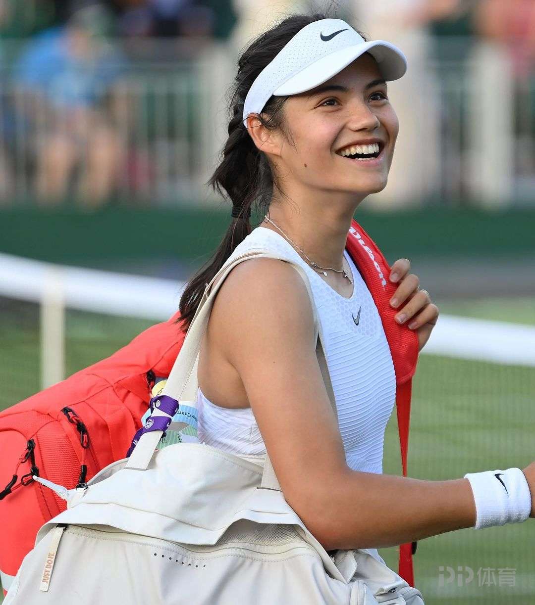 赛都可能左 赛都可能左